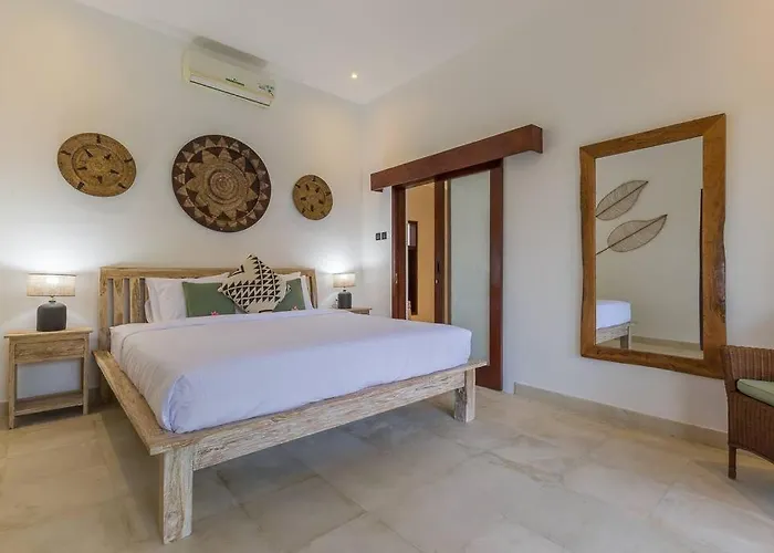 Hébergement de vacances Budha 1: 4bedrs 12m Pool, 700m2 Garden With Bbq Seminyak